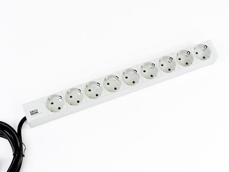 Bachmann BM IT PDU power strip 9x sockets 1U, BM-333.401