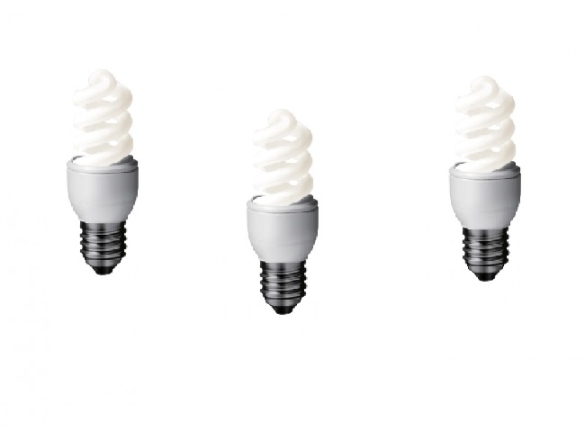 Panasonic SET 3 becuri fluorescent, soclu E27, putere 8W, forma spirala, lumina alb, EFD8E65HD-3