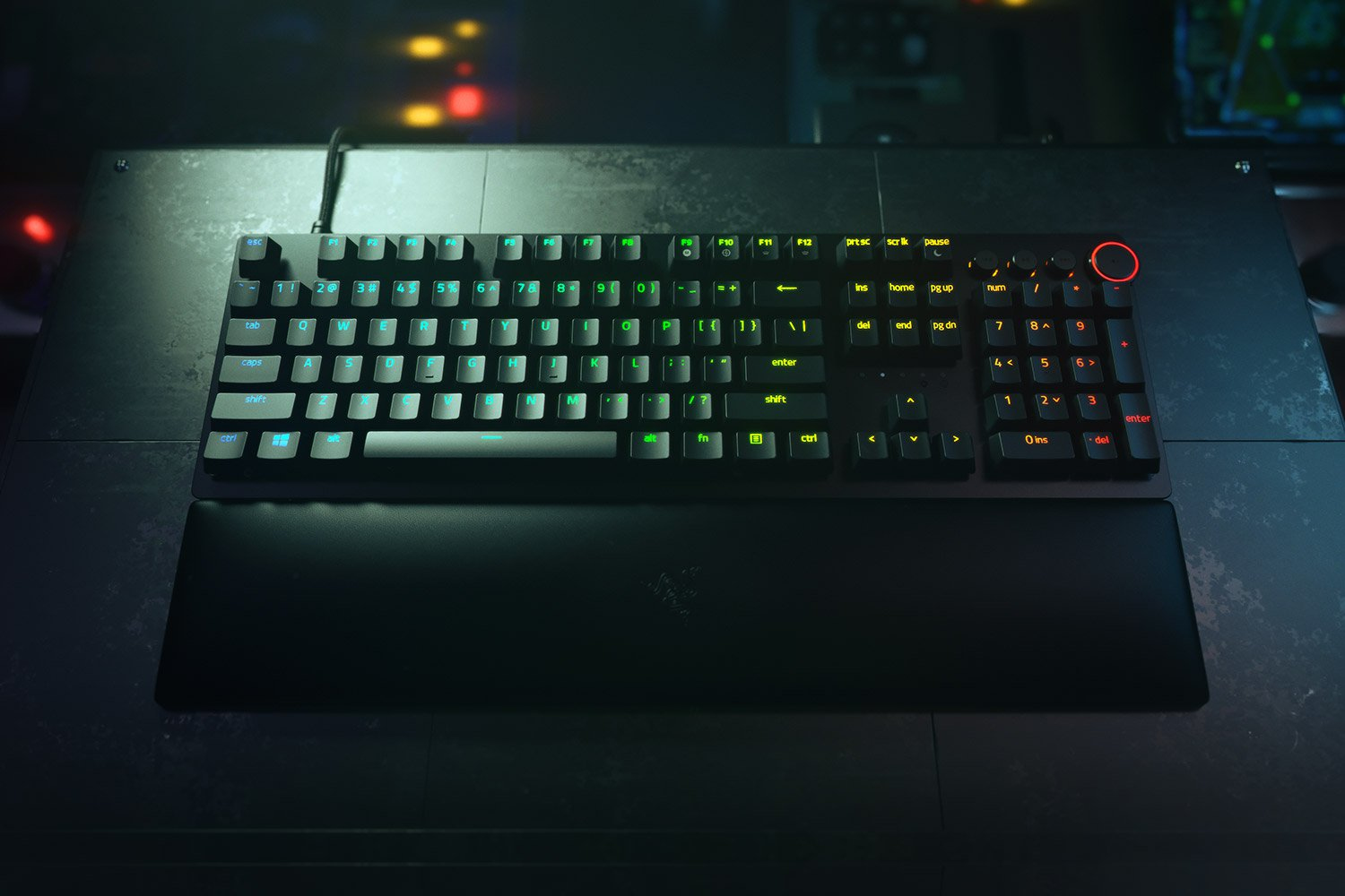 Razer Tastatura Huntsman V2 Gaming Purple Switch - DE Layout Black, RZ03-03931000-R3G1 - imagine 3