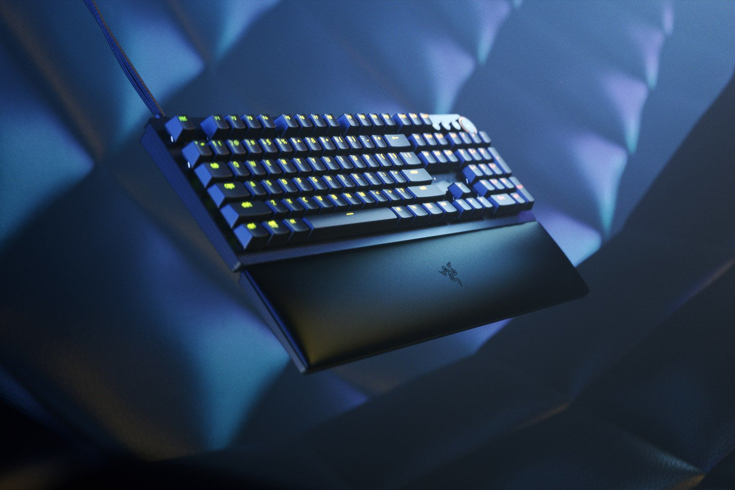 Razer Tastatura Huntsman V2 Gaming Purple Switch - DE Layout Black, RZ03-03931000-R3G1 - imagine 4