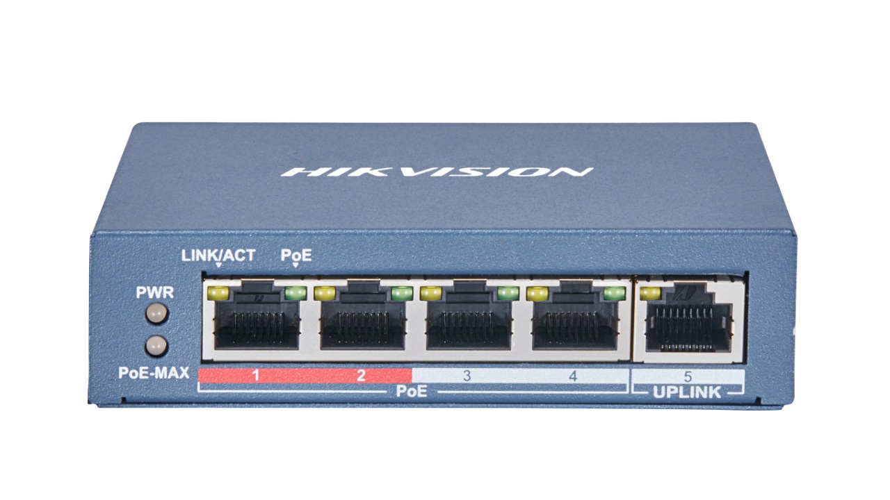 Hikvision SWITCH PoE, port 10/100 x 4, unmanaged, nerackabil, carcasa metalica, DS-3E0105P-E(B)