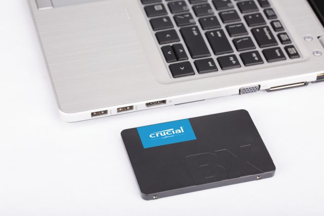 Crucial SSD BX500, 2TB, 2.5 inch, S-ATA 3, 3D TLC Nand, R/W: 540/500 MB/s, CT2000BX500SSD1 - imagine 2